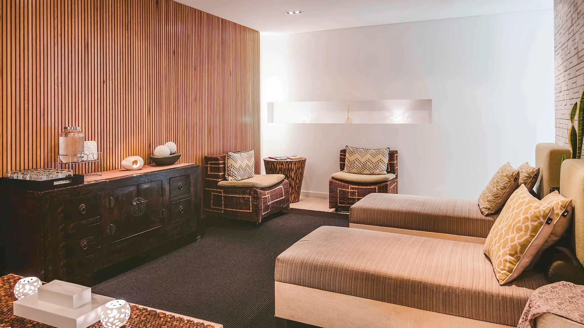 Pullman Port Douglas Sea Temple Resort And Spa