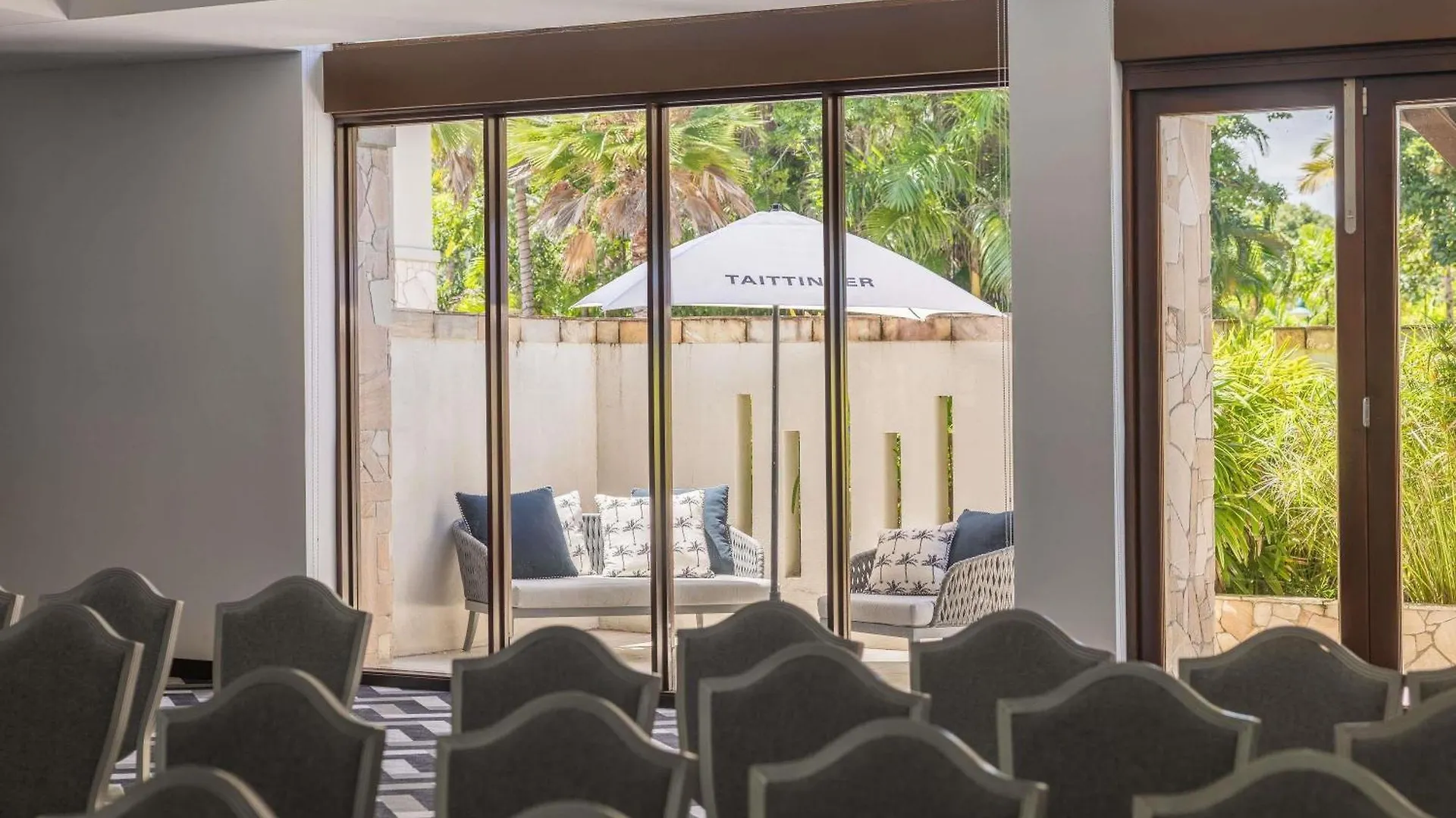 Pullman Port Douglas Sea Temple Resort And Spa