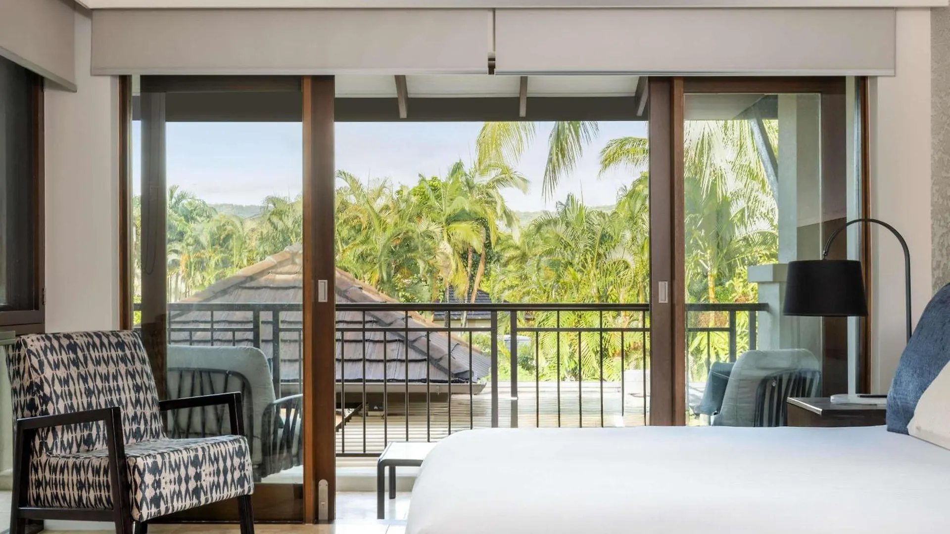 Pullman Port Douglas Sea Temple Resort And Spa 5*,